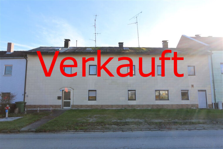 Handwerkerhaus mit viel Raum im Zentrum von Aham