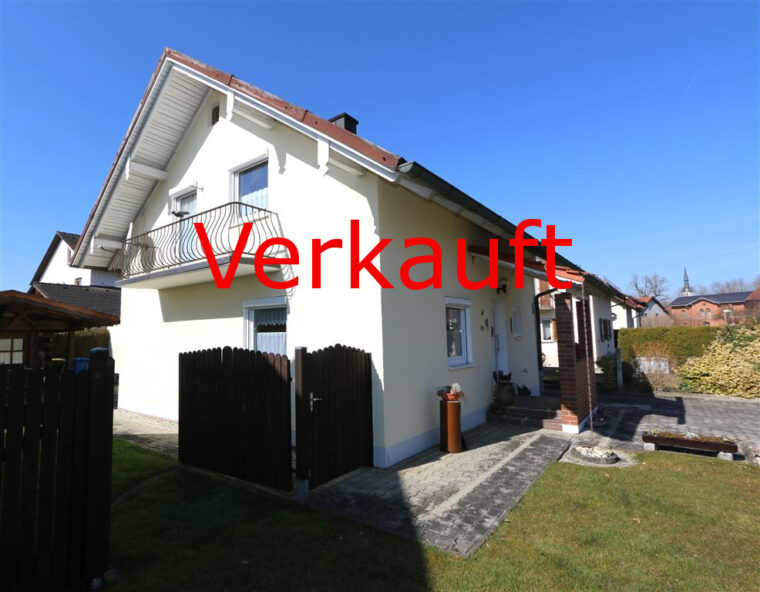 Rubrik Verkauf mit Haus und Schlüssel von SchmidlkoferImmobilien Florian Schmidlkofer Loiching 