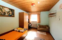 2b85fd44-9a59-468c-a502-7f89264705c9-2058147424